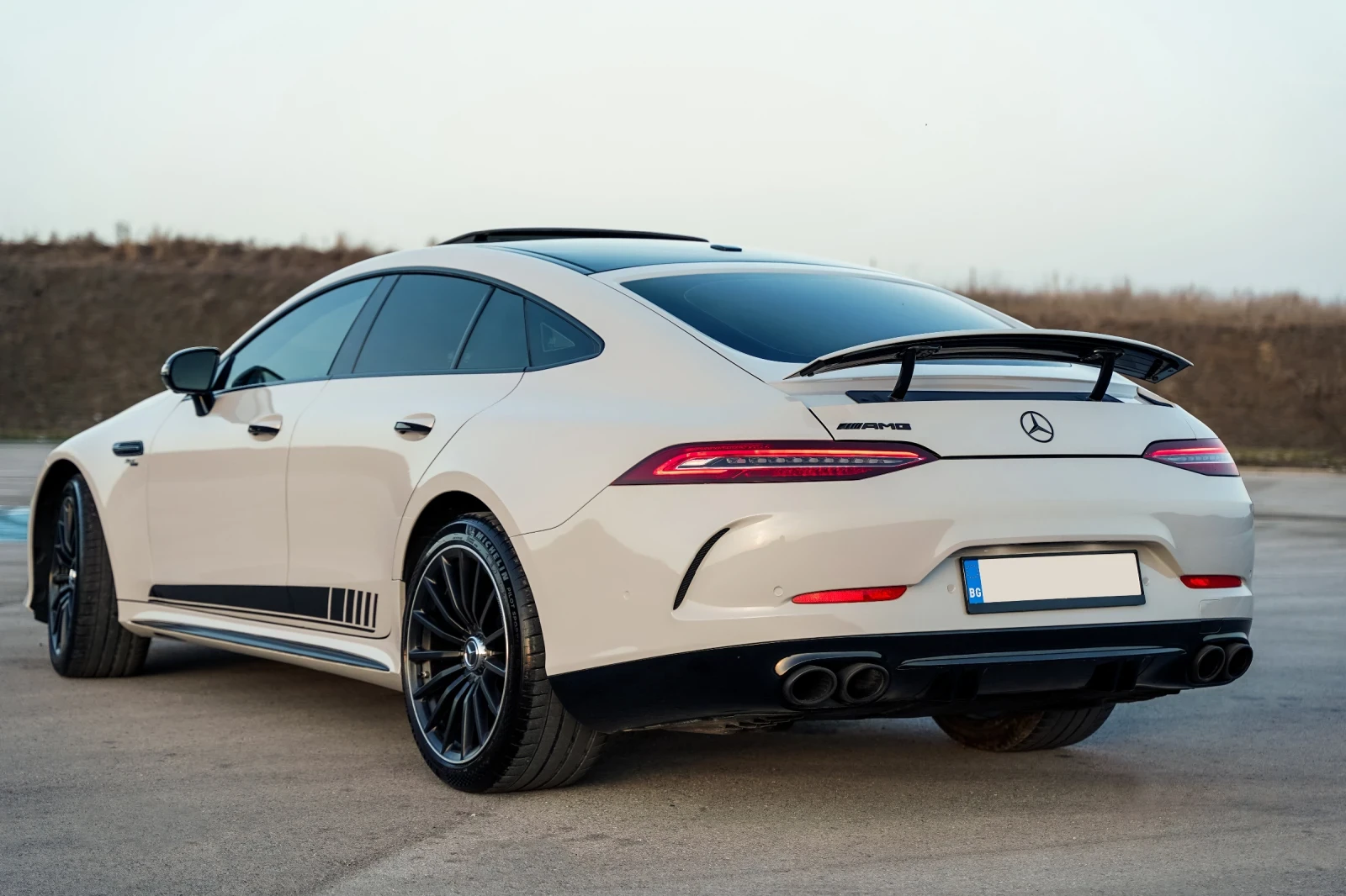 Mercedes-Benz AMG GT  - изображение 4