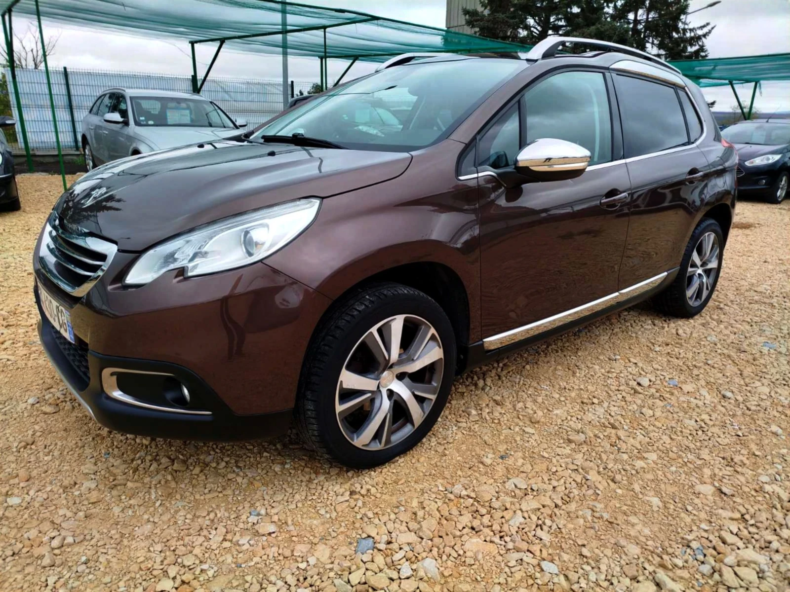 Peugeot 2008 1, 6 e-HDi Feline Cuirve - изображение 3