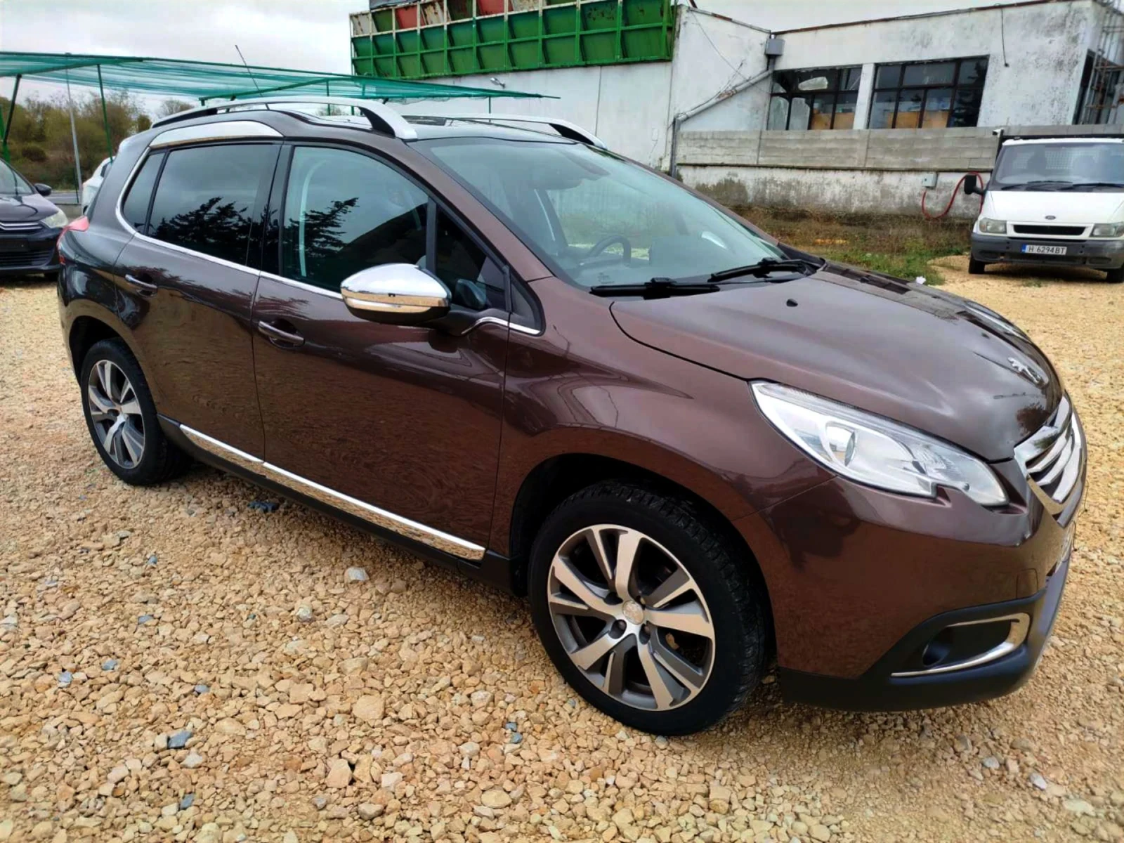 Peugeot 2008 1, 6 e-HDi Feline Cuirve - изображение 4