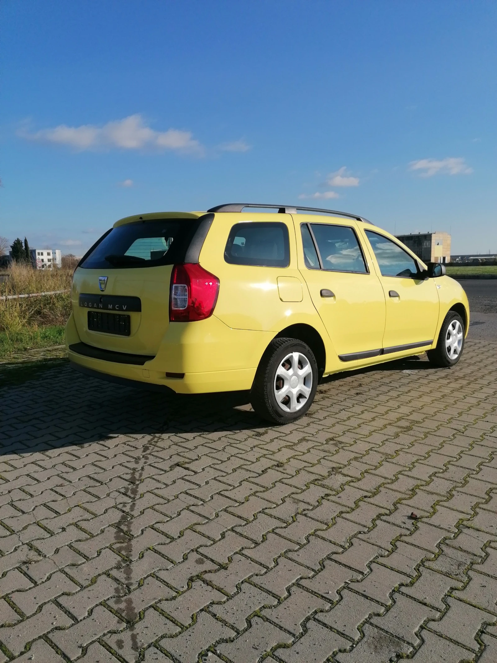 Dacia Logan 1.2 - изображение 4