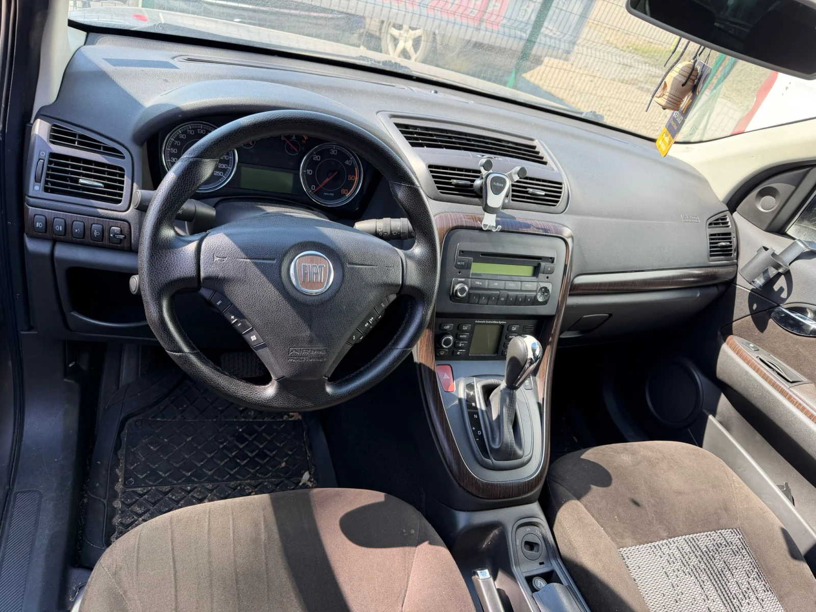 Fiat Croma, снимка 4 - Автомобили и джипове - 53956307