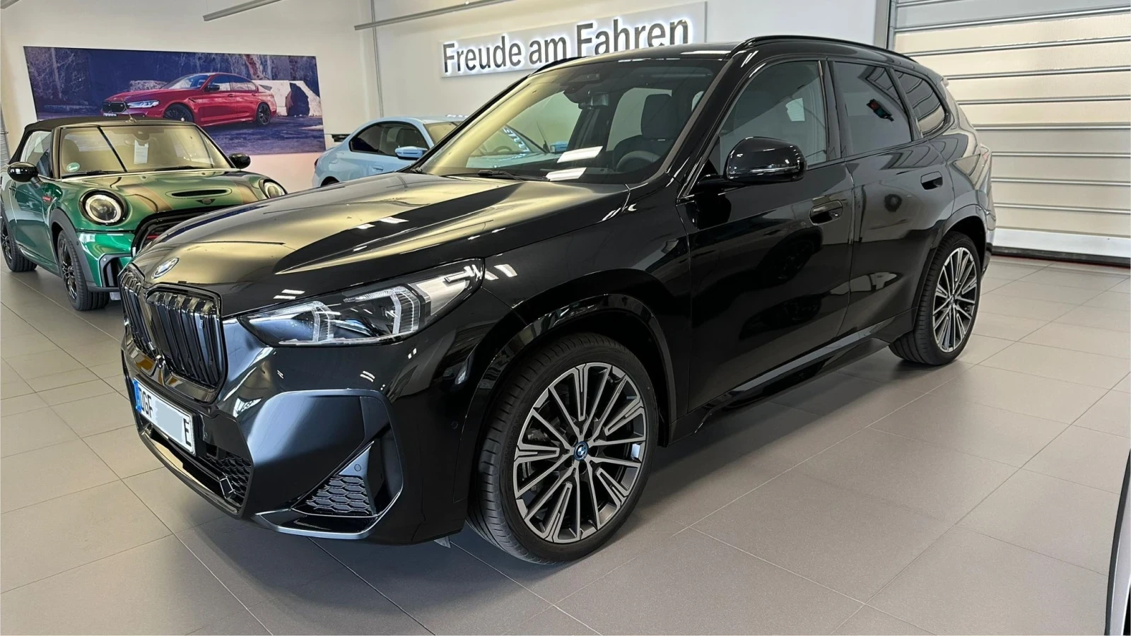 BMW iX1 xDrive30 M Sport | Auto.bg — изображение 1