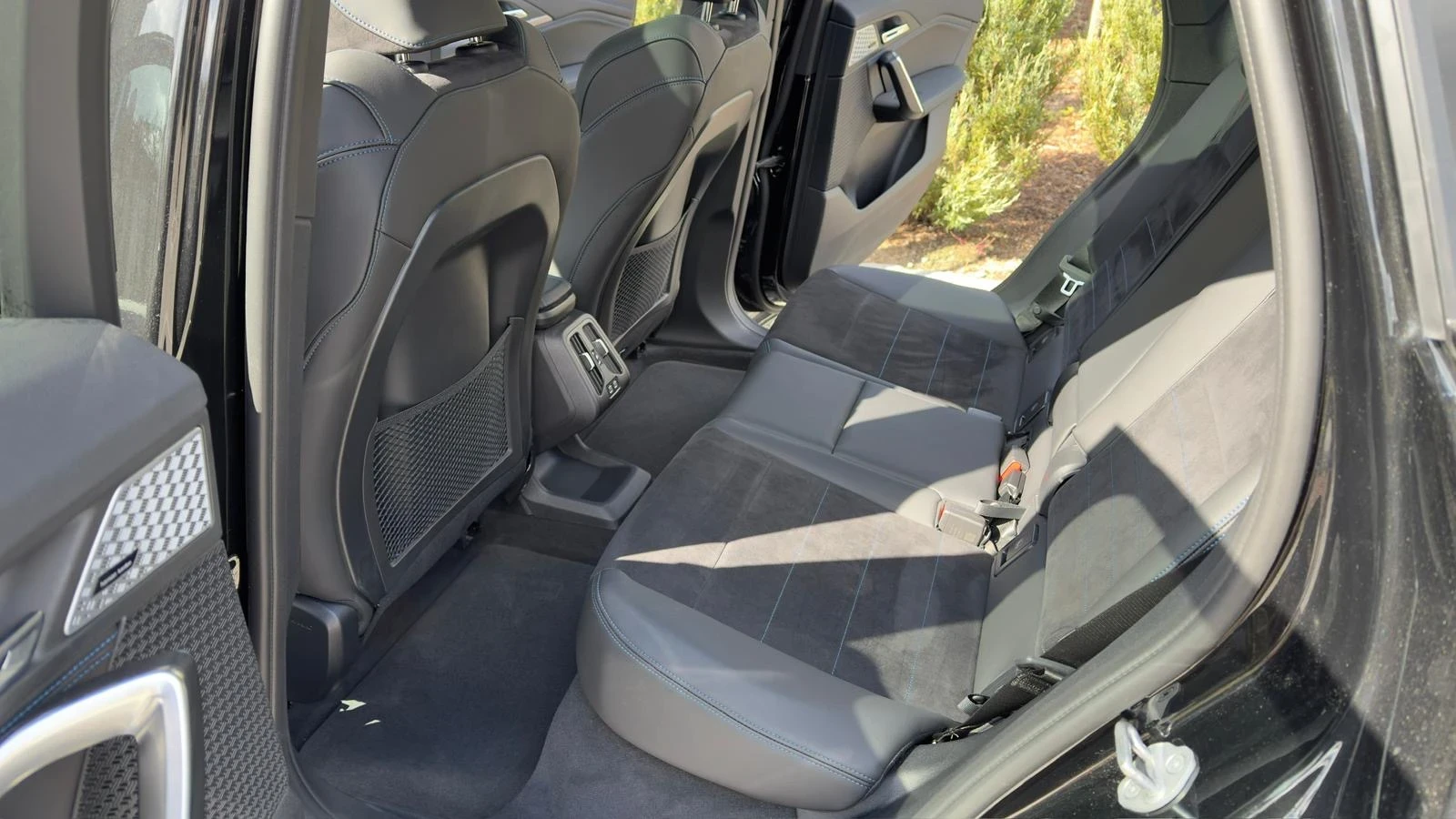 BMW iX1 xDrive30 M Sport | Mobile.bg � ����������� 5