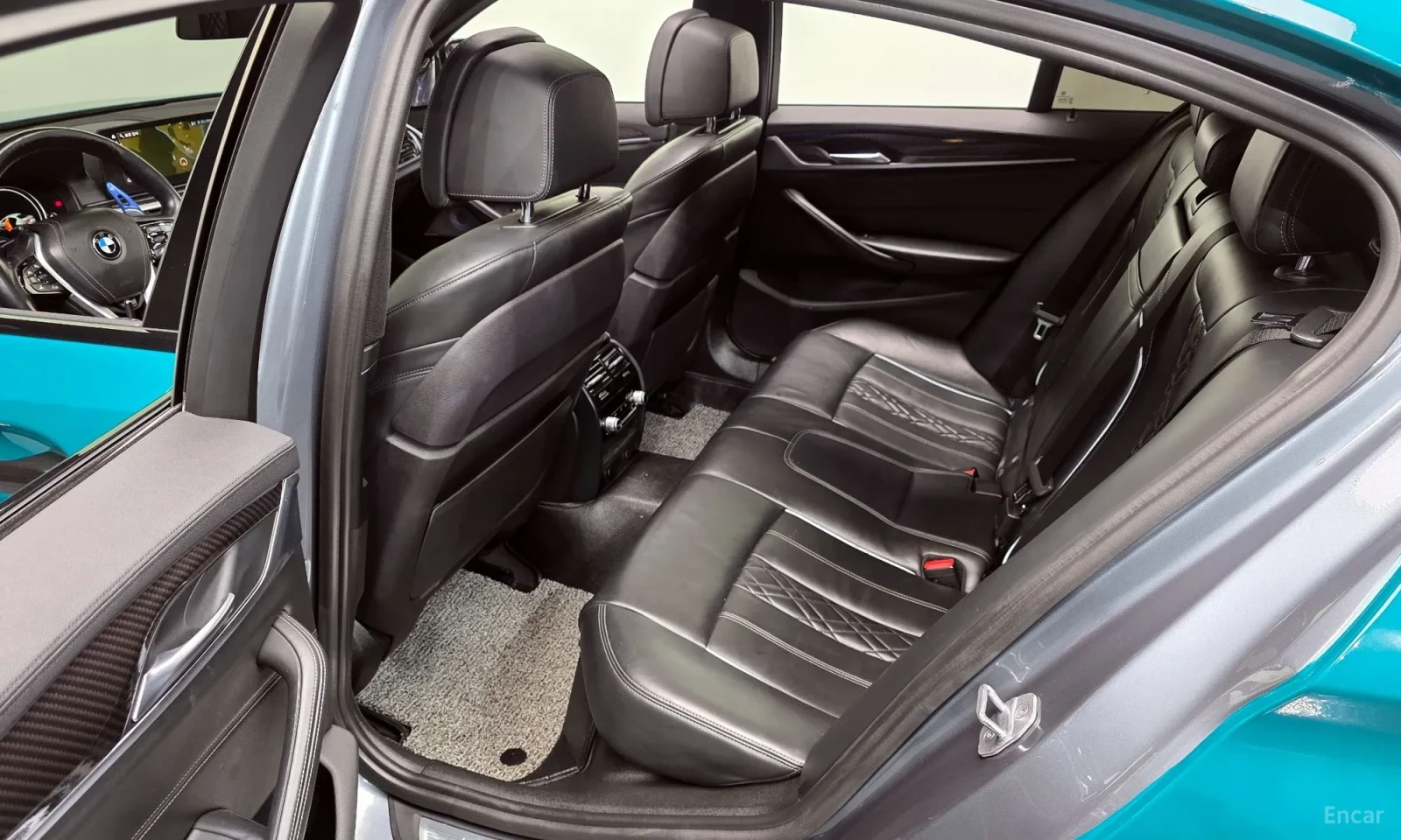 BMW 520 M PACK * HEAD-UP * ОБДУХВАНЕ * 360 КАМЕРИ, снимка 13 - Автомобили и джипове - 54263677