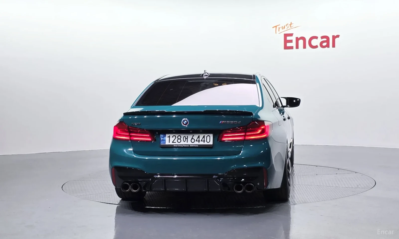 BMW 520 M PACK * HEAD-UP * ОБДУХВАНЕ * 360 КАМЕРИ, снимка 3 - Автомобили и джипове - 54263677