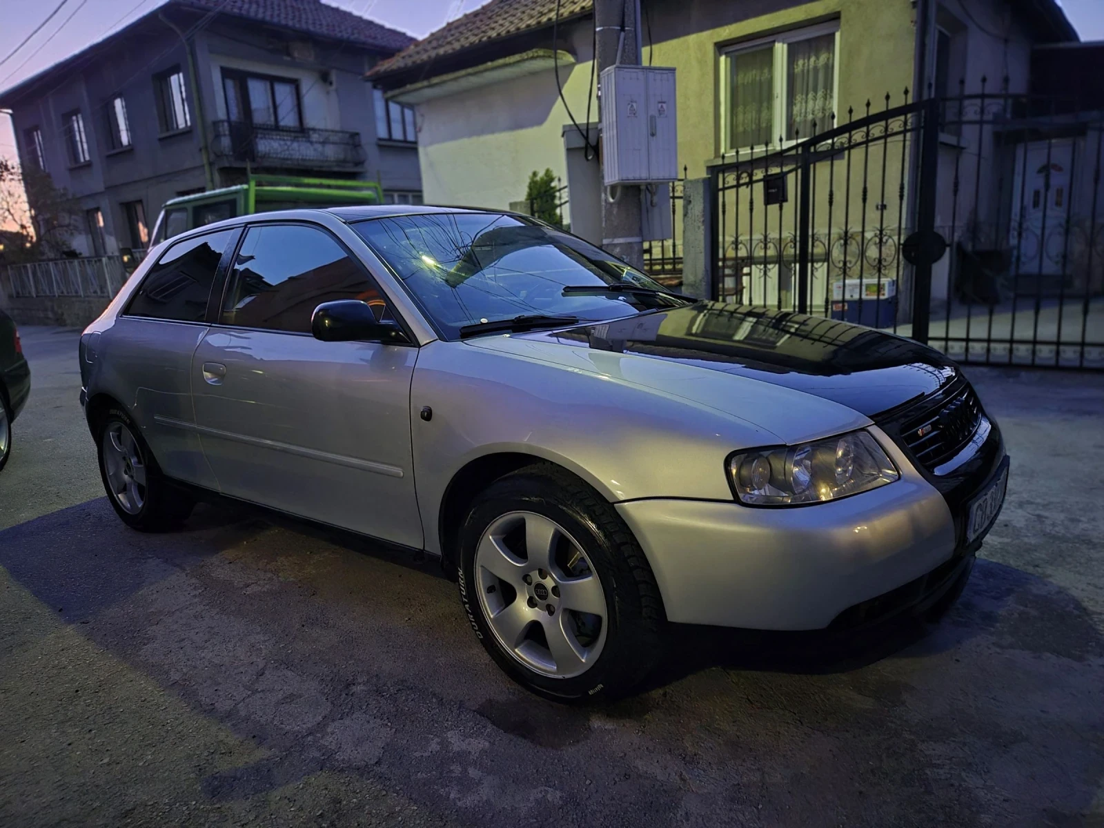 Audi A3 1.8T, снимка 5 - Автомобили и джипове - 54435574