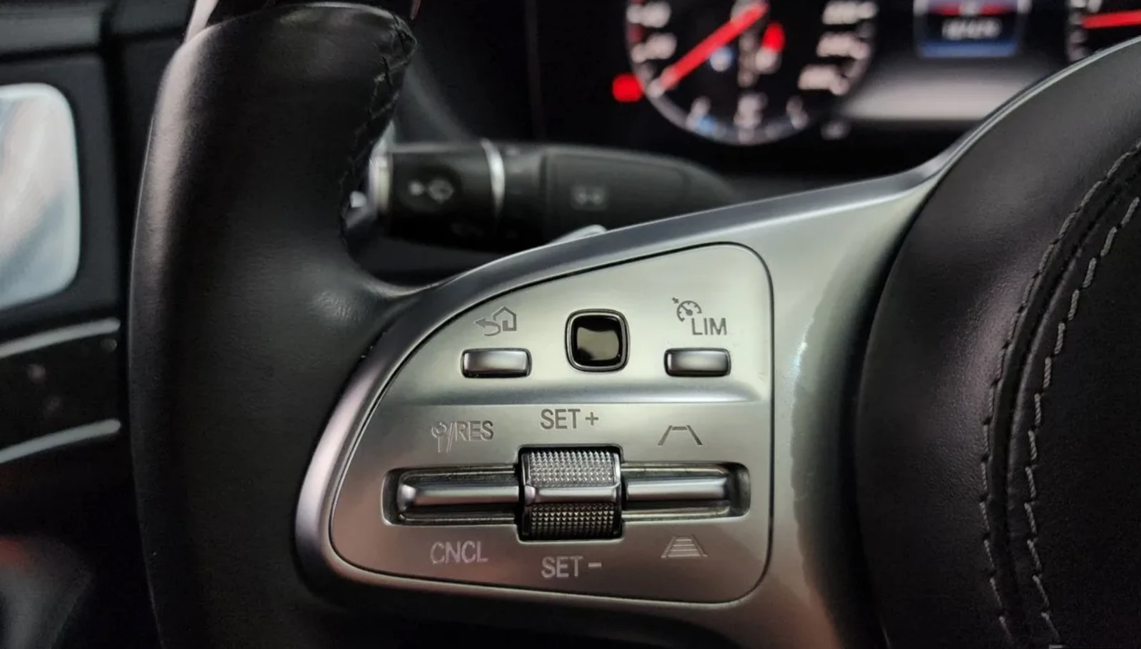 Mercedes-Benz S 350 L* HUD* PANO* BURMESTER* КРАЙНА ЦЕНА* , снимка 13 - Автомобили и джипове - 54946085