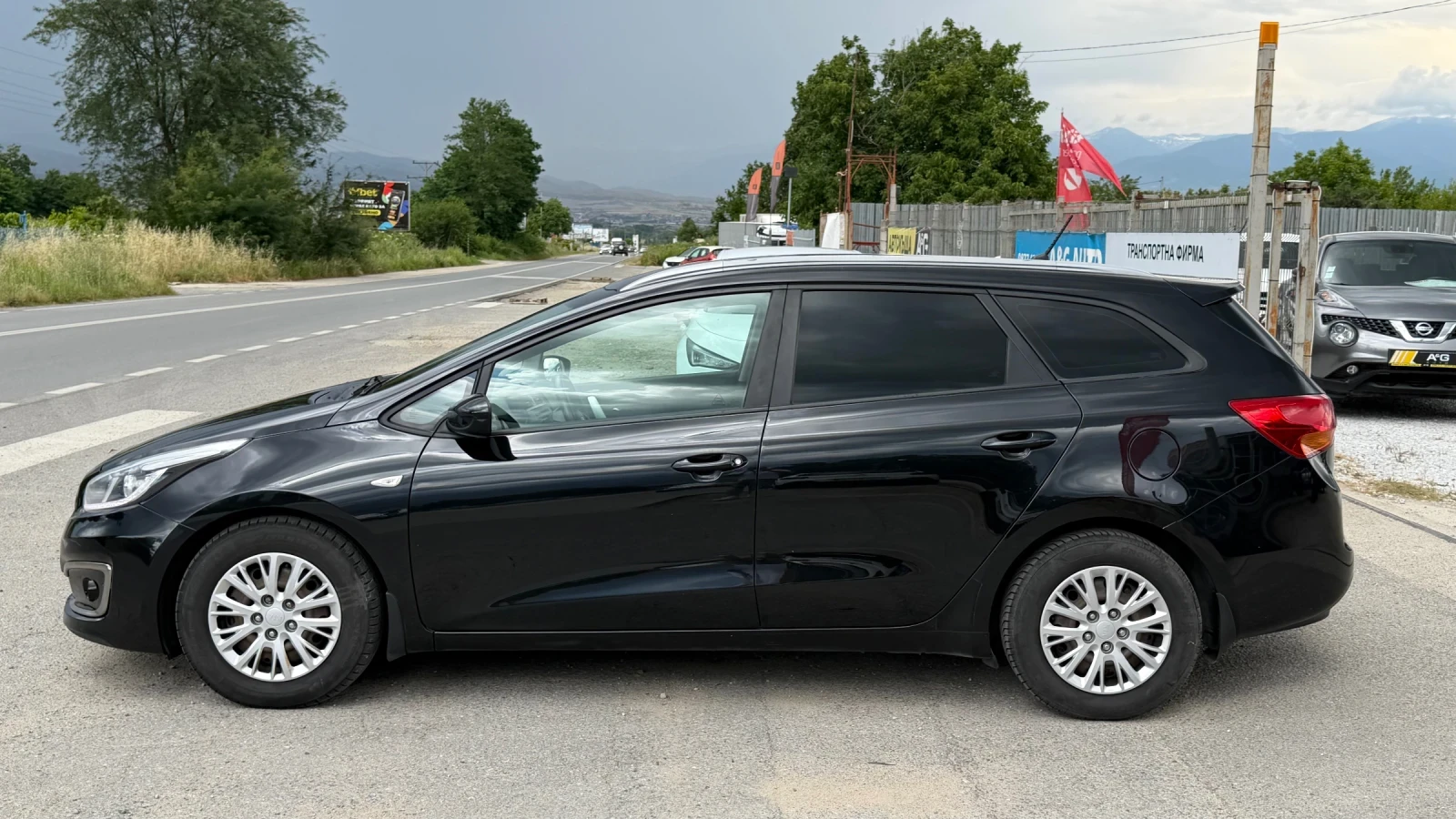 Kia Ceed 1.6CRDI AUTOMATIC, снимка 7 - Автомобили и джипове - 54999060