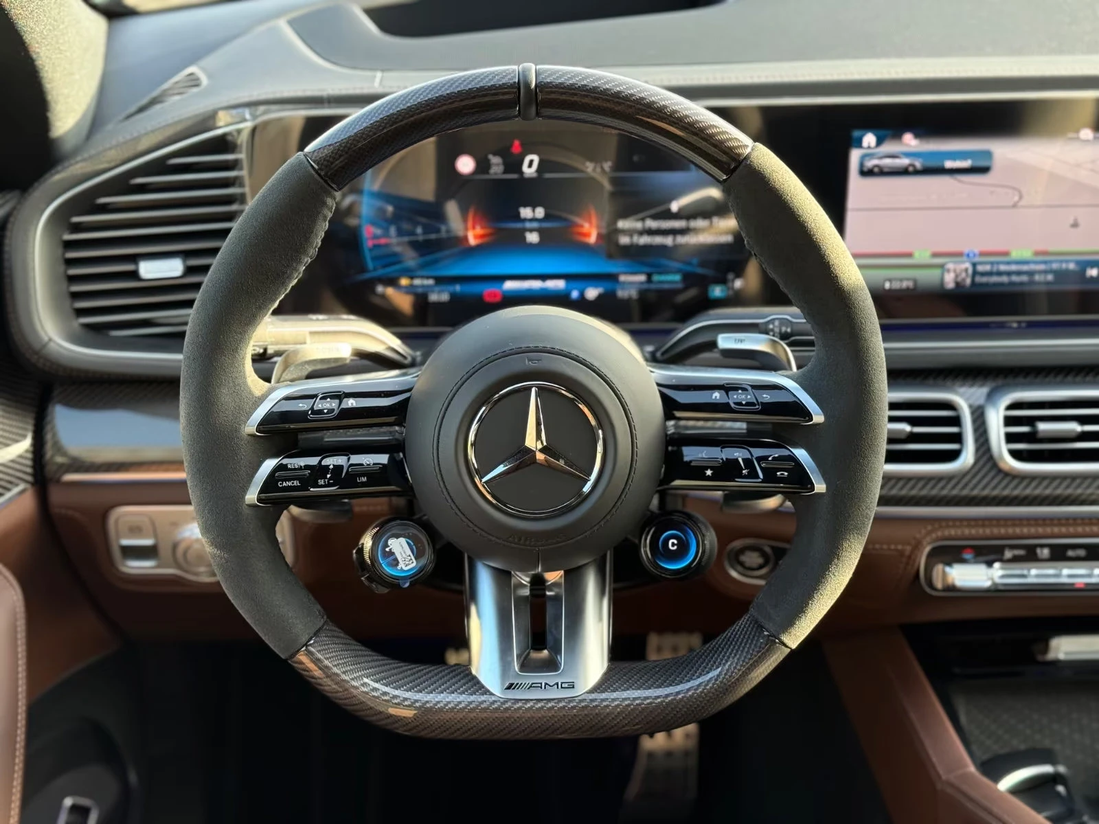 Mercedes-Benz E 53 AMG НОВ!COUPE/HUD/PANO/BURM/CARBON/NIGHT/4M+ /642z, снимка 9 - Автомобили и джипове - 55432832