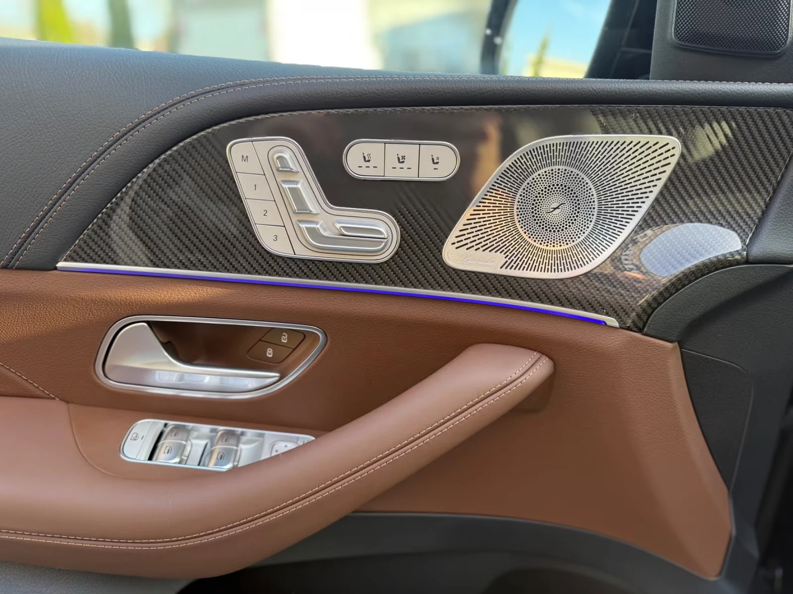 Mercedes-Benz E 53 AMG НОВ!COUPE/HUD/PANO/BURM/CARBON/NIGHT/4M+ /642z, снимка 15 - Автомобили и джипове - 55432832