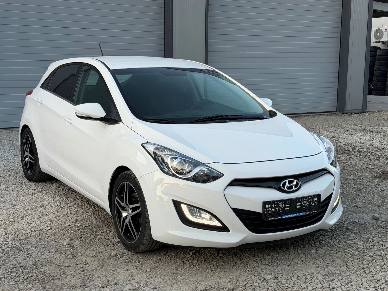 Hyundai I30 1.4DIESEL* LED* KLIMA* EVRO5, снимка 3 - Автомобили и джипове - 55453718