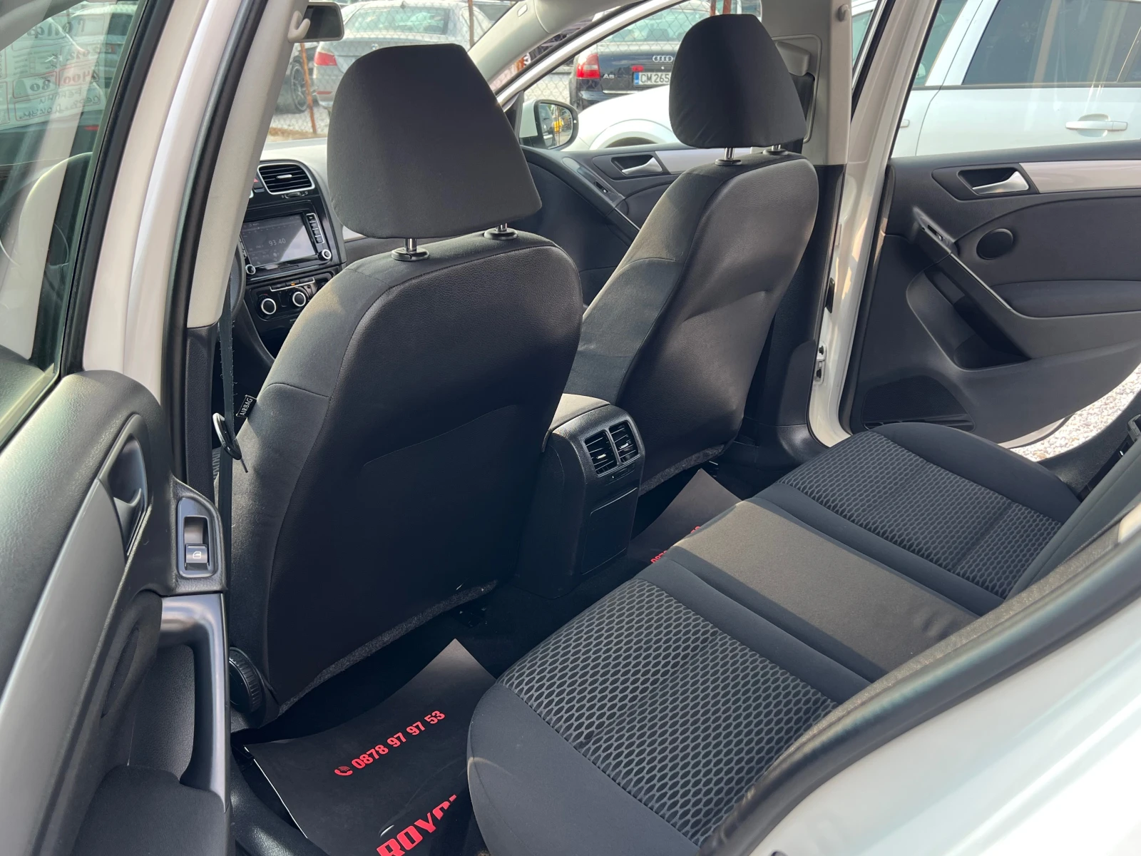 VW Golf ЛИЗИНГ-КЛИМА-НАВИ-ГАЗ-ИНЖЕКЦИОН-ТОП, снимка 8 - Автомобили и джипове - 55578015