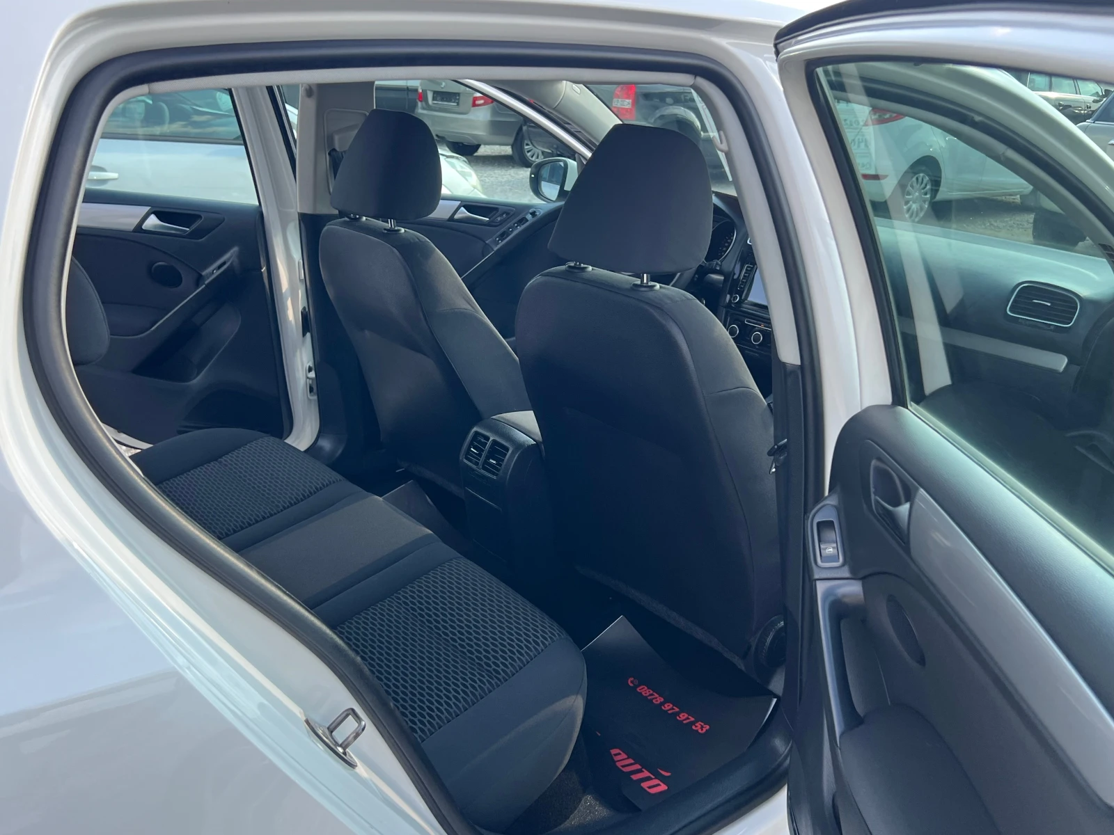 VW Golf ЛИЗИНГ-КЛИМА-НАВИ-ГАЗ-ИНЖЕКЦИОН-ТОП, снимка 10 - Автомобили и джипове - 55578015