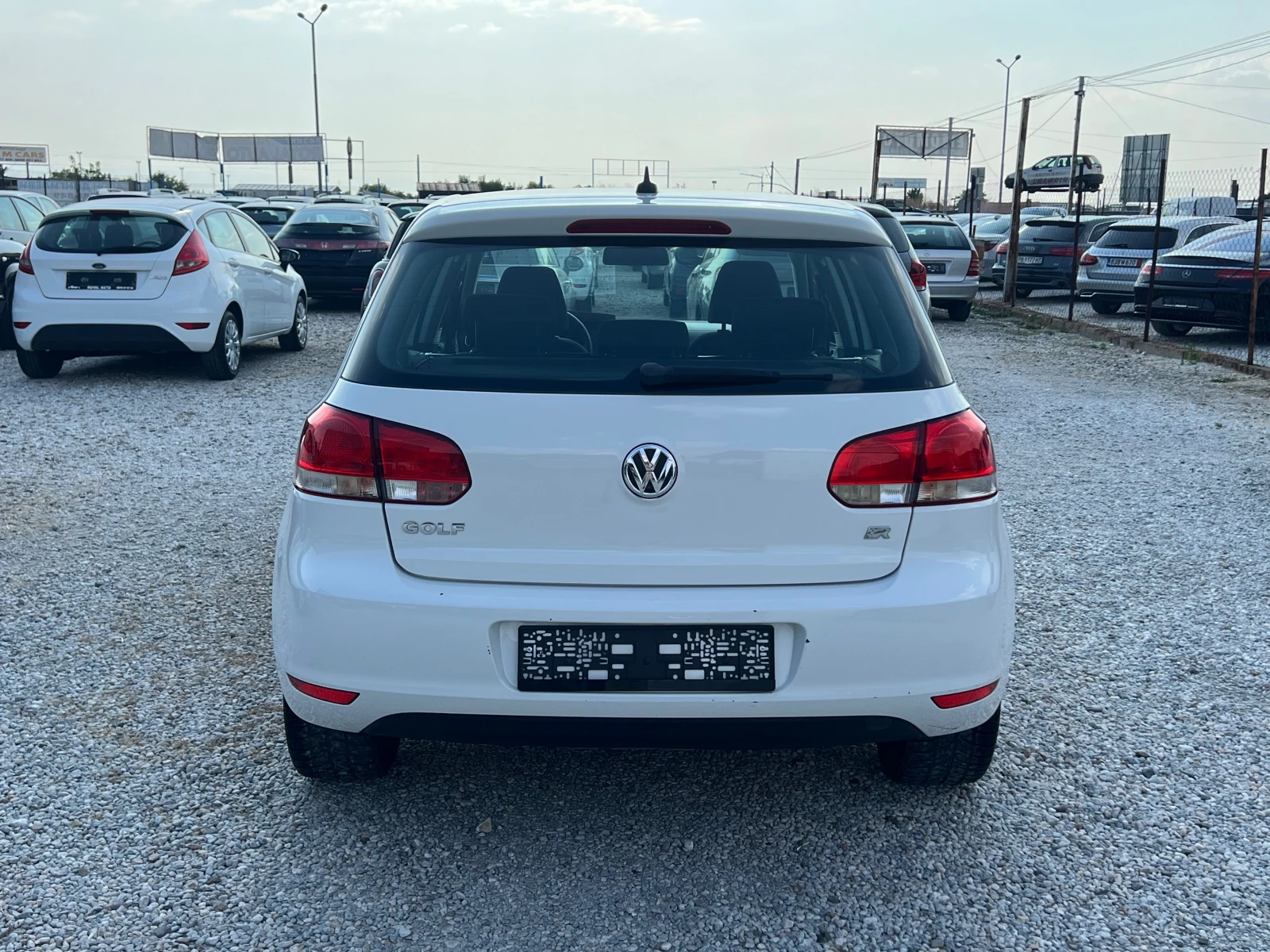 VW Golf ЛИЗИНГ-КЛИМА-НАВИ-ГАЗ-ИНЖЕКЦИОН-ТОП, снимка 5 - Автомобили и джипове - 55578015