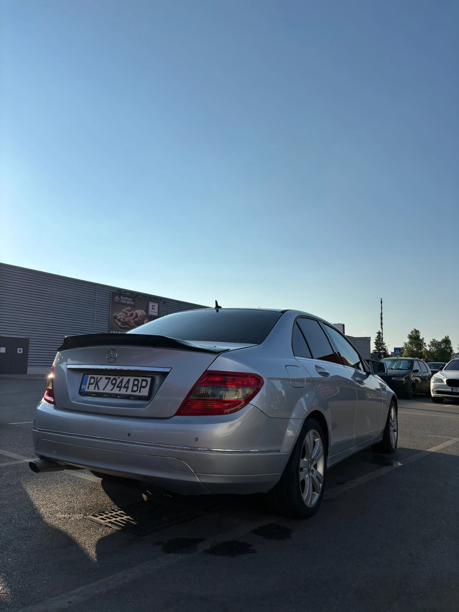 Mercedes-Benz C 220, снимка 5 - Автомобили и джипове - 55619053