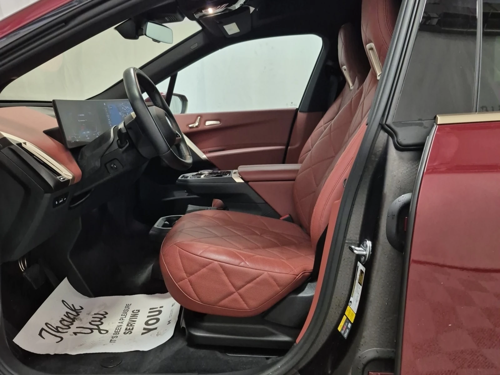 BMW iX XDRIVE50| HAR/KAR| HUD| PANO| 2 КЛЮЧА| , снимка 5 - Автомобили и джипове - 56082539