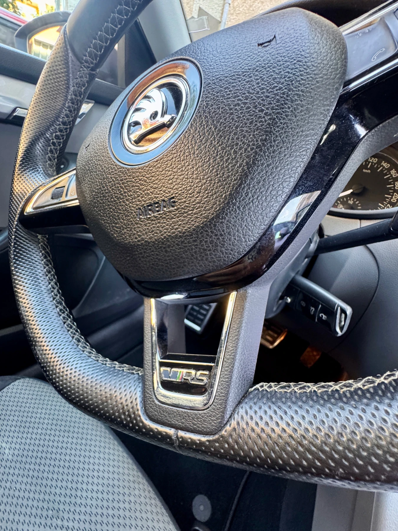 Skoda Octavia, снимка 9 - Автомобили и джипове - 56139633
