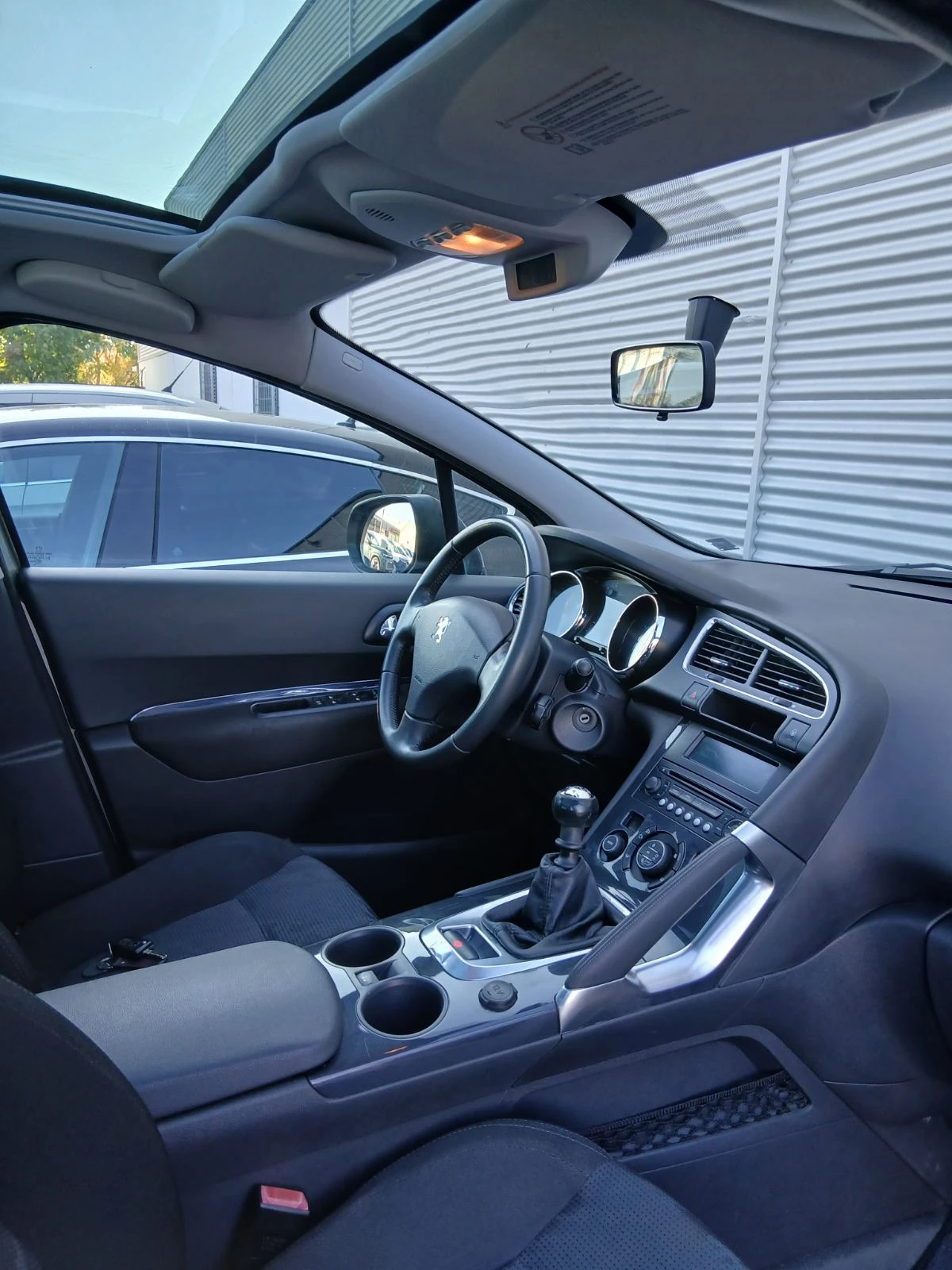 Peugeot 3008, снимка 6 - Автомобили и джипове - 56663558