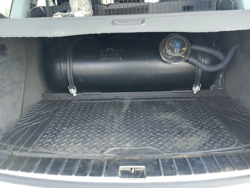 Porsche Cayenne S 4.5i LPG, снимка 11 - Автомобили и джипове - 51301781