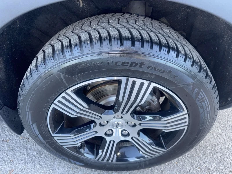 Volvo XC40 2.0D D4, 190кс, ЕВРО 6В. AWD - 4x4, снимка 15 - Автомобили и джипове - 52849505