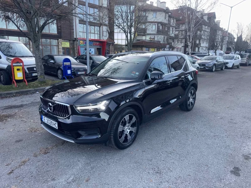 Volvo XC40 2.0D D4, 190кс, ЕВРО 6В. AWD - 4x4, снимка 2 - Автомобили и джипове - 52849505
