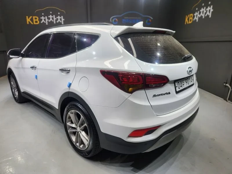 Hyundai Santa fe 2.0, снимка 4 - Автомобили и джипове - 54871651
