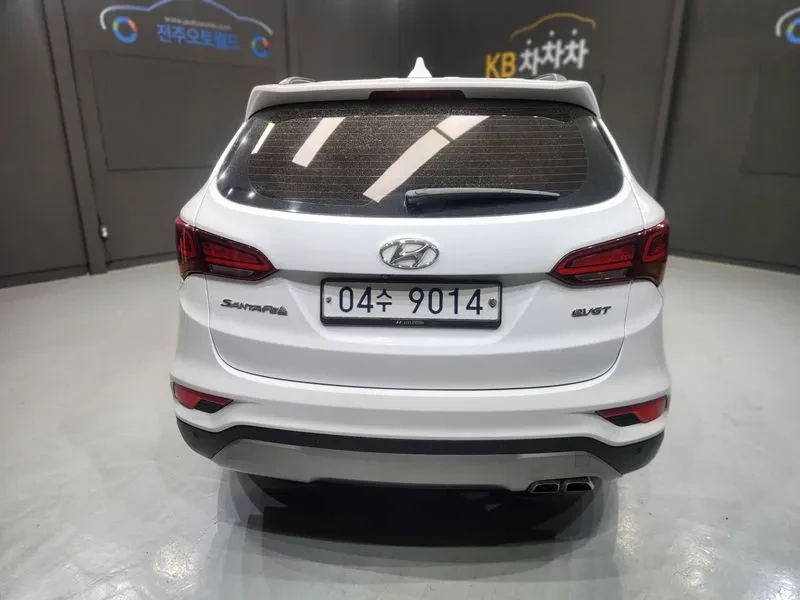 Hyundai Santa fe 2.0, снимка 5 - Автомобили и джипове - 54871651