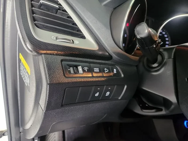 Hyundai Santa fe 2.0, снимка 17 - Автомобили и джипове - 54871651