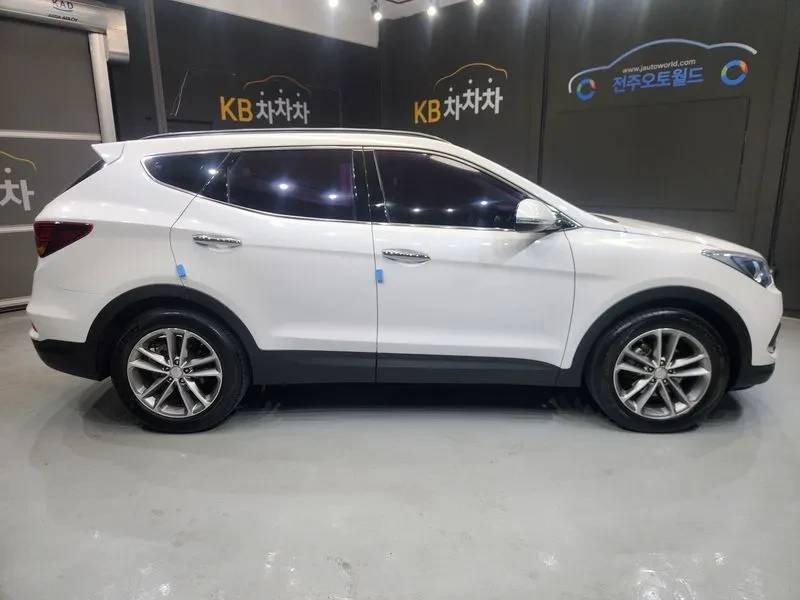 Hyundai Santa fe 2.0, снимка 7 - Автомобили и джипове - 54871651