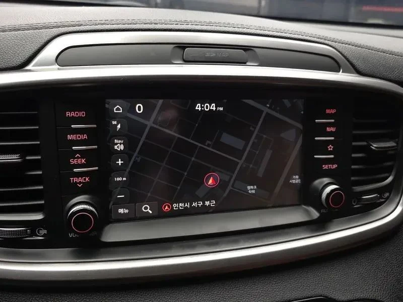Kia Sorento, снимка 14 - Автомобили и джипове - 56737326