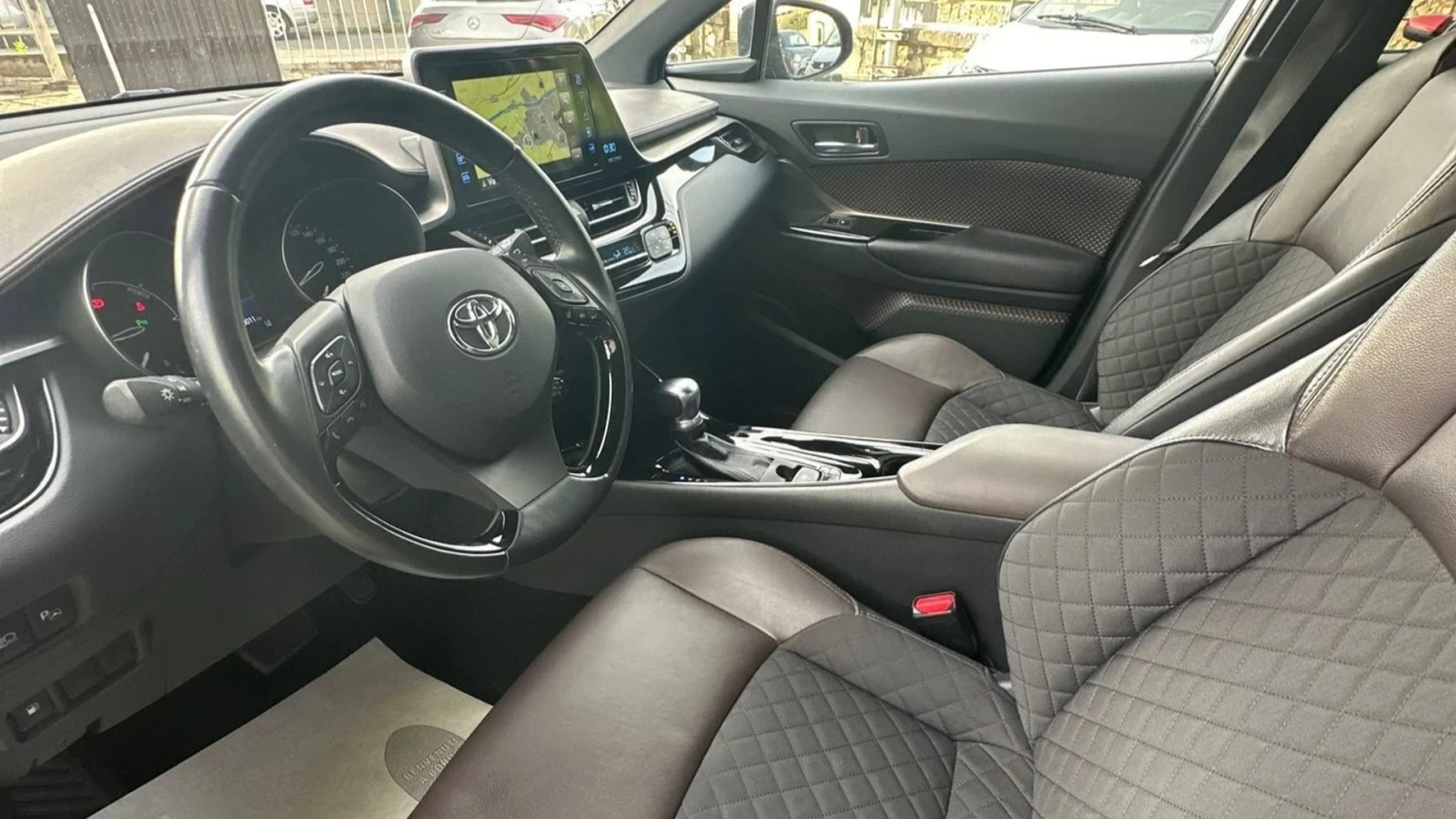 Toyota C-HR 1.8 Hybrid Business/Камера/Подгрев/Кожа/110000км - изображение 7