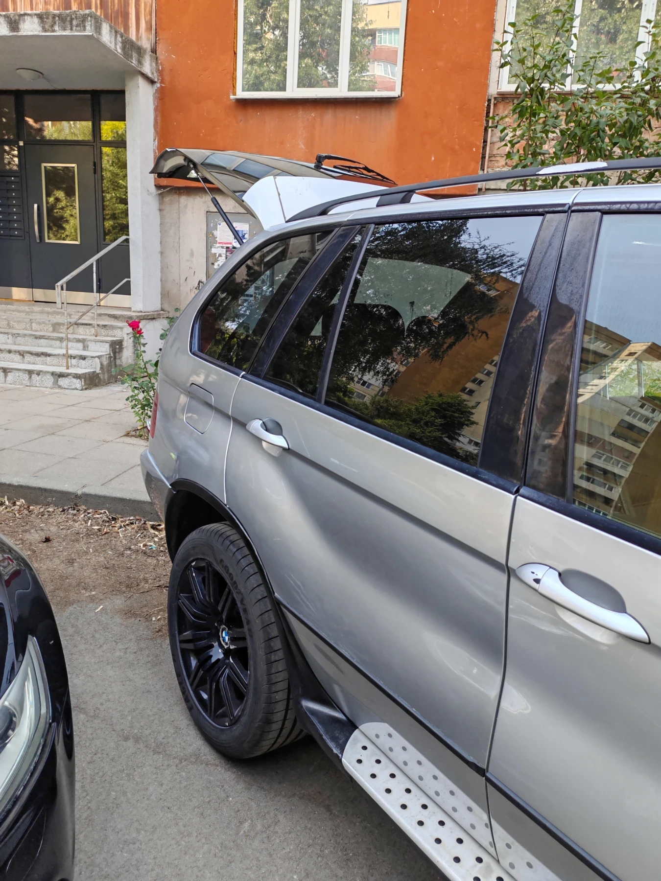 BMW X5  - изображение 2