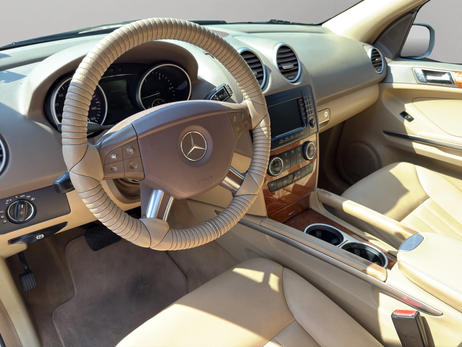 Mercedes-Benz ML 320 CDi - изображение 10