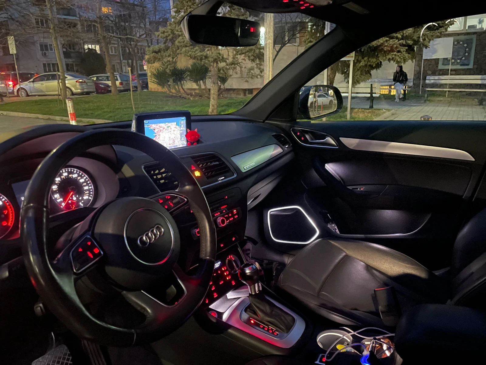 Audi Q3 Quattro 2.0t - изображение 8