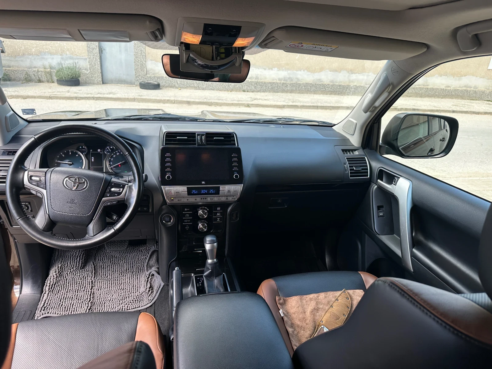 Toyota Land cruiser, снимка 13 - Автомобили и джипове - 53604534