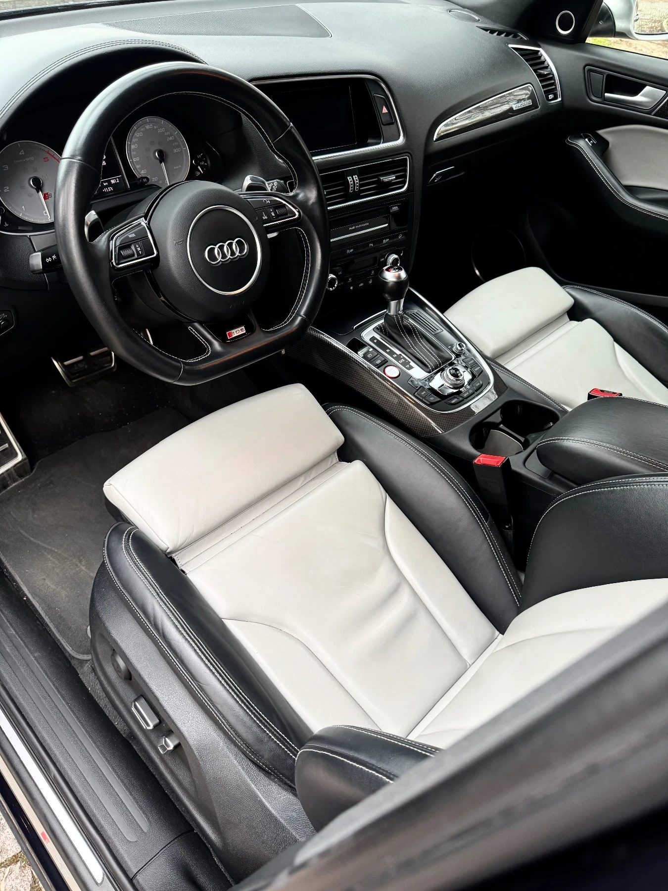 Audi SQ5 3.0 BiTdi 313к.с., снимка 7 - Автомобили и джипове - 54020684