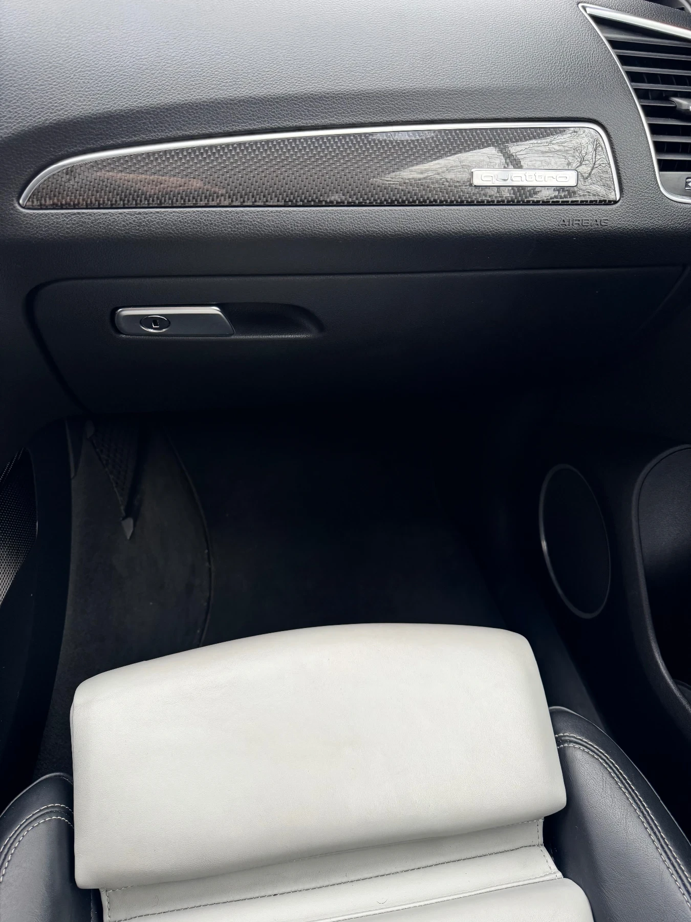 Audi SQ5 3.0 BiTdi 313к.с., снимка 14 - Автомобили и джипове - 54020684