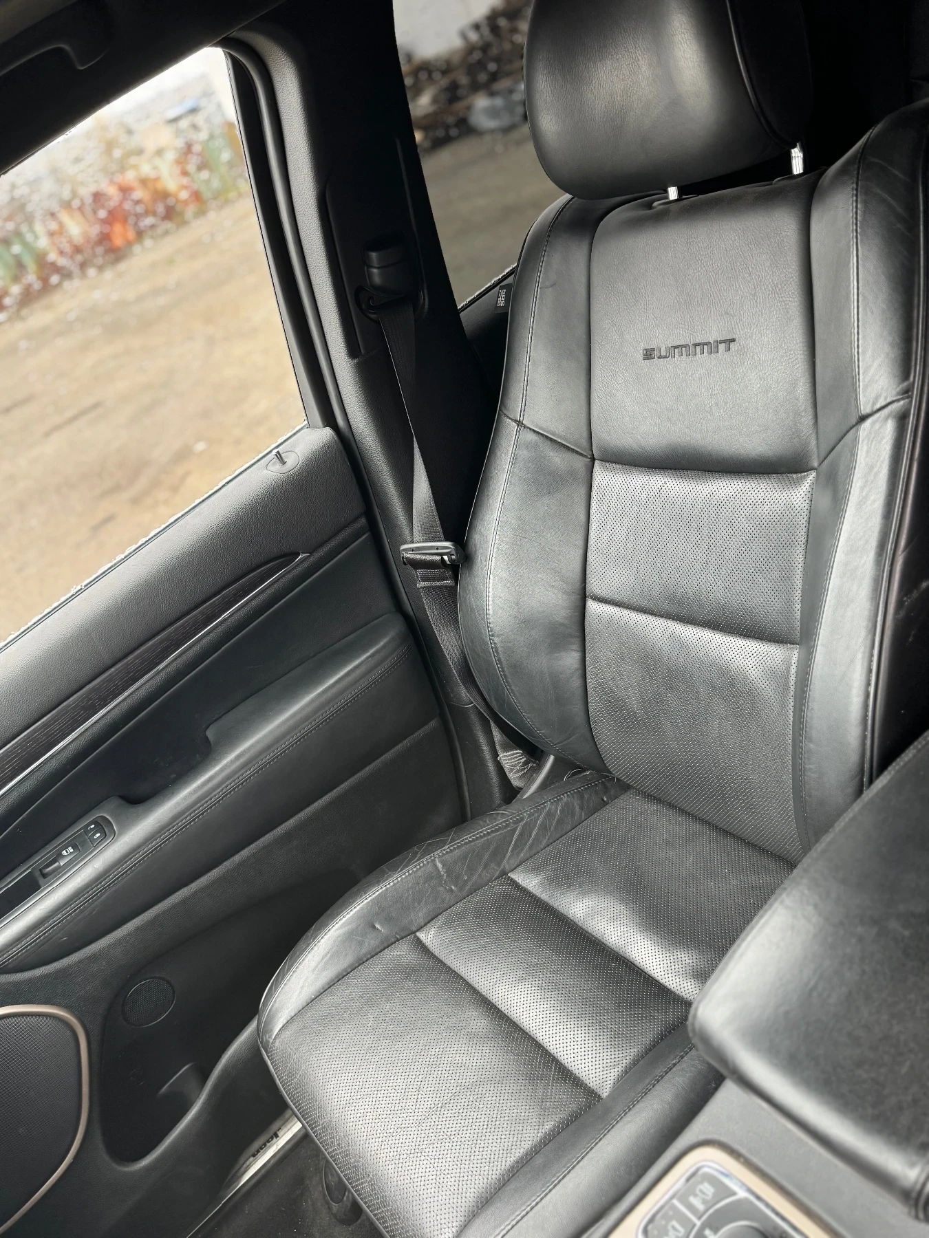 Jeep Grand cherokee 3.0 дизел 258кс, снимка 10 - Автомобили и джипове - 54051480