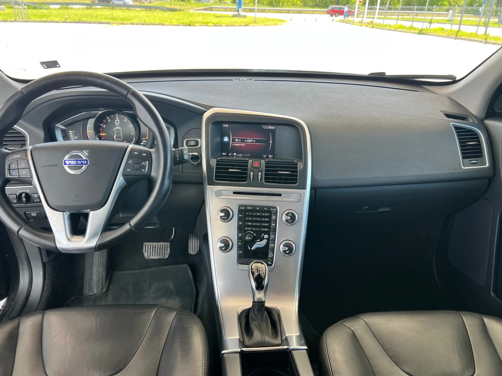 Volvo XC60 XC 60 T5 Швейцария , снимка 12 - Автомобили и джипове - 54451024