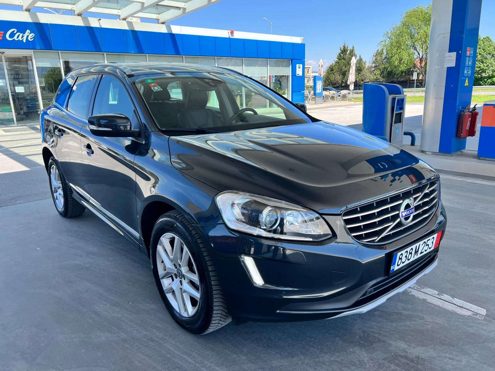 Volvo XC60 XC 60 T5 Швейцария , снимка 2 - Автомобили и джипове - 54451024