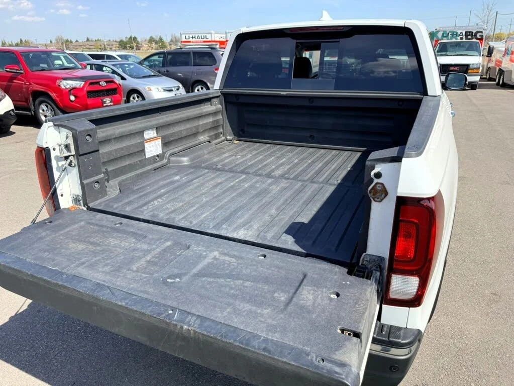 Honda Ridgeline RTL * AWD * АвтоКредит* (ЦЕНА ДО БГ), снимка 6 - Автомобили и джипове - 54643314