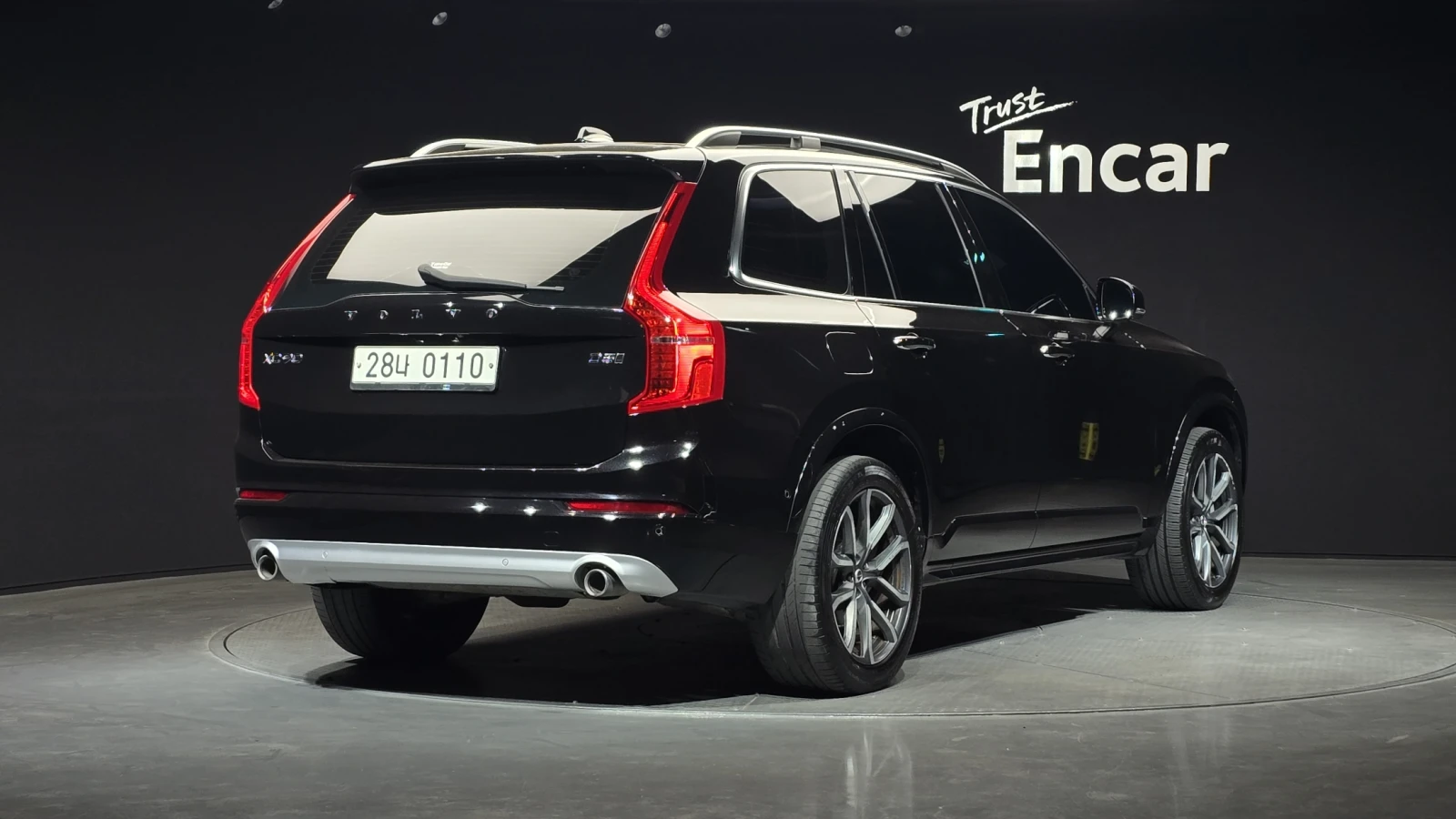 Volvo Xc90 * DISTRONIC * ПОДГРЕВИ * КАМЕРА * HEAD-UP, снимка 2 - Автомобили и джипове - 54700590