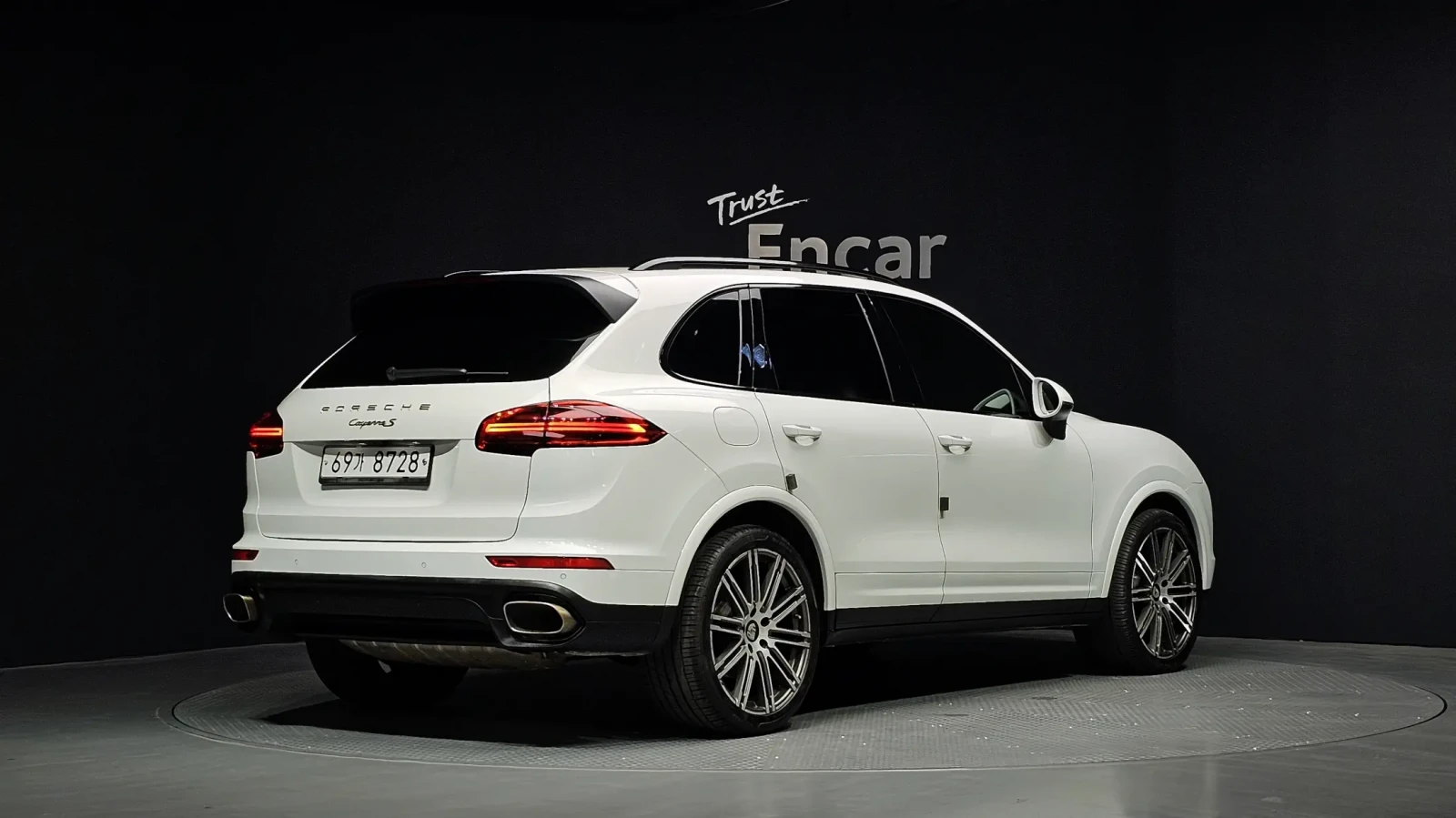Porsche Cayenne 3.0 V6, снимка 3 - Автомобили и джипове - 54740954