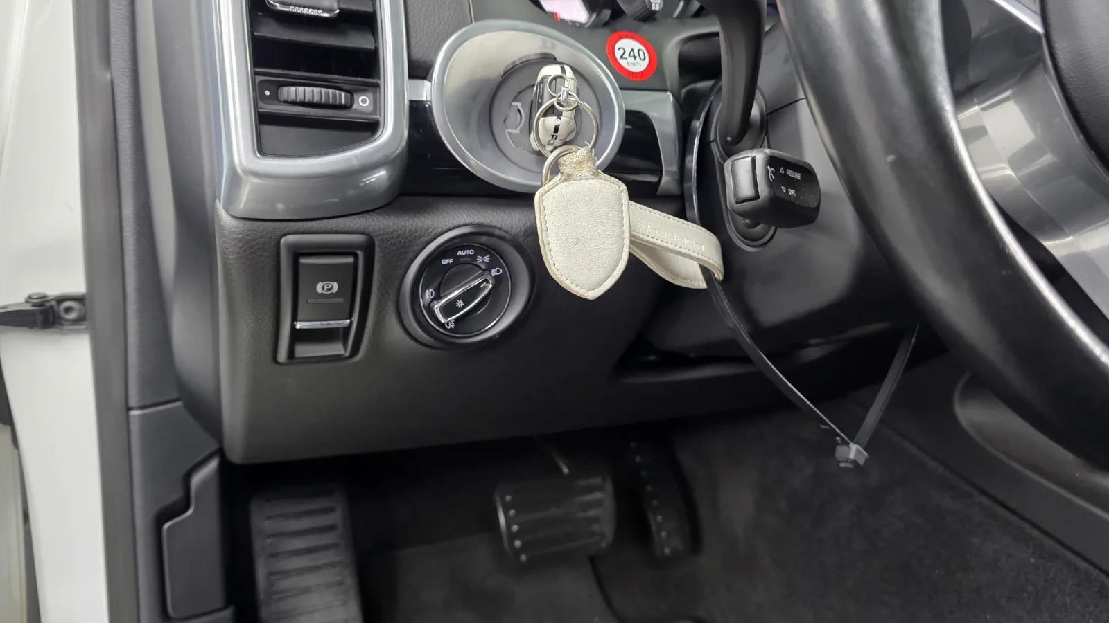 Porsche Cayenne 3.0 V6, снимка 11 - Автомобили и джипове - 54740954