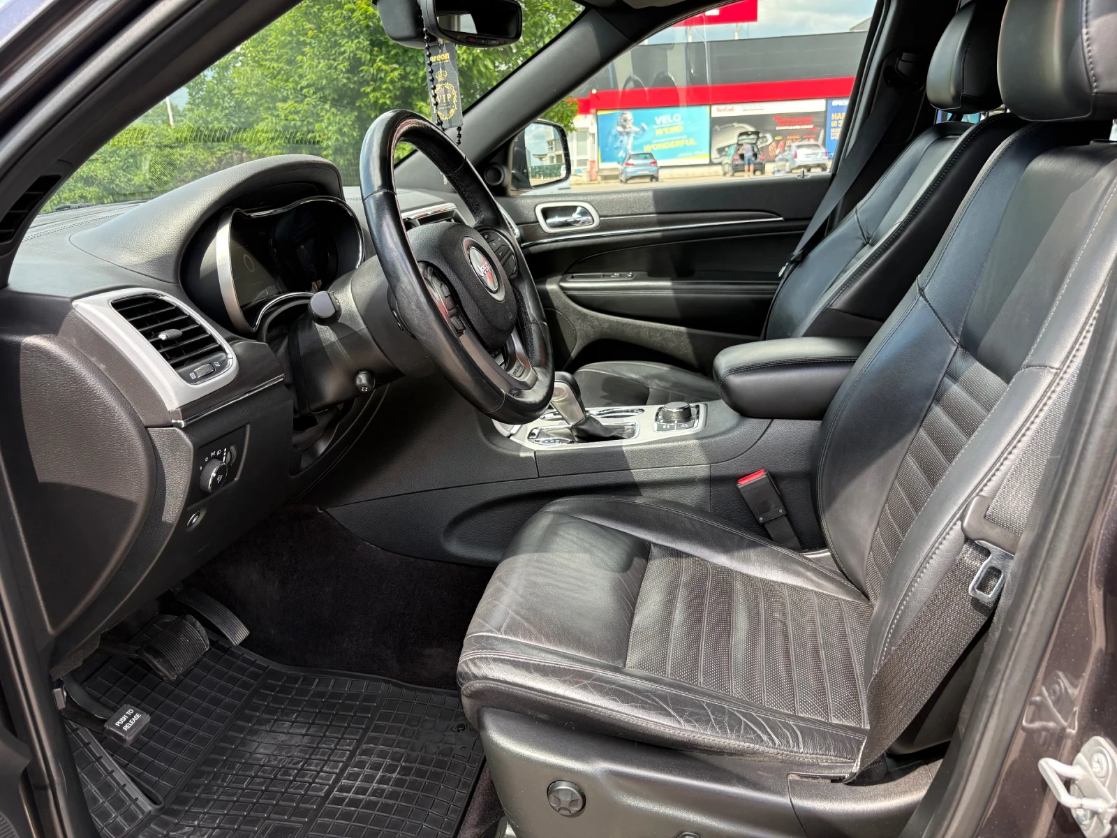 Jeep Grand cherokee 3.6 V6 Pentastar 25, снимка 9 - Автомобили и джипове - 54814880
