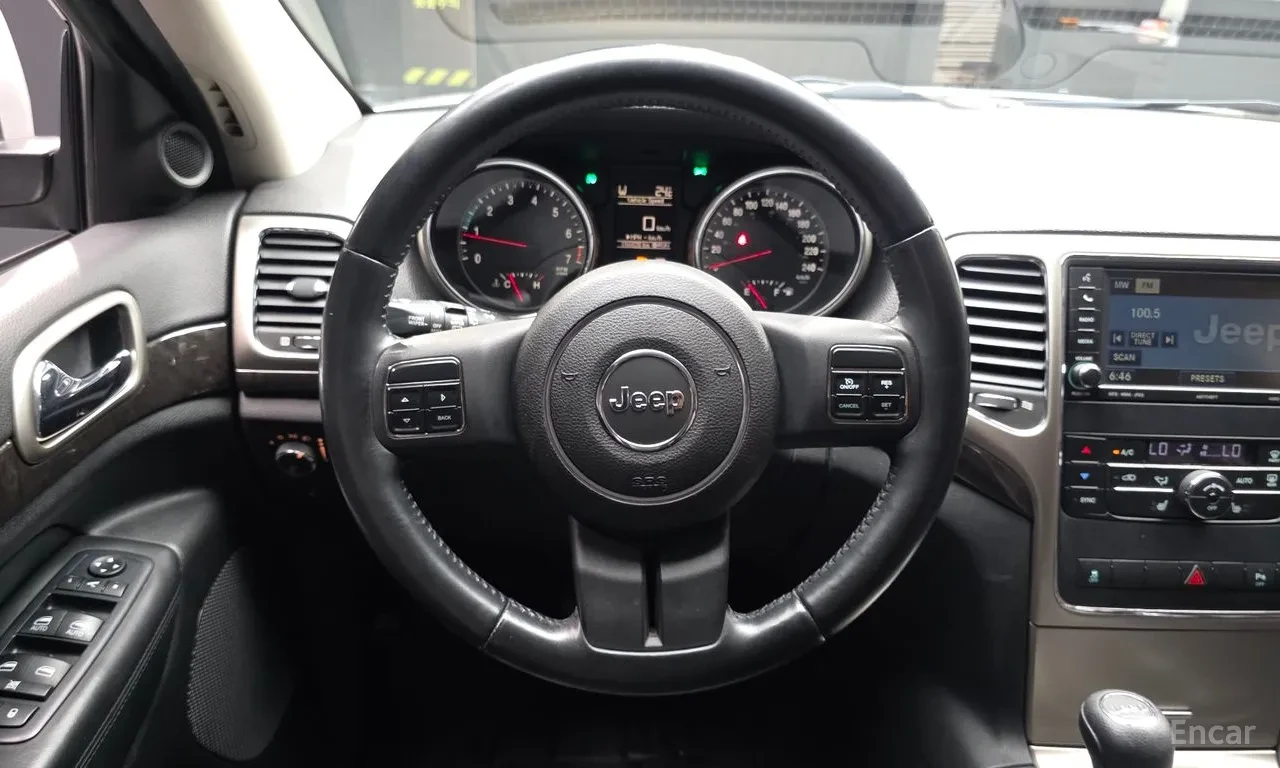 Jeep Grand cherokee 3.6 | 4X4 | ПОДГРЕВ | КАМЕРА, снимка 12 - Автомобили и джипове - 55277507
