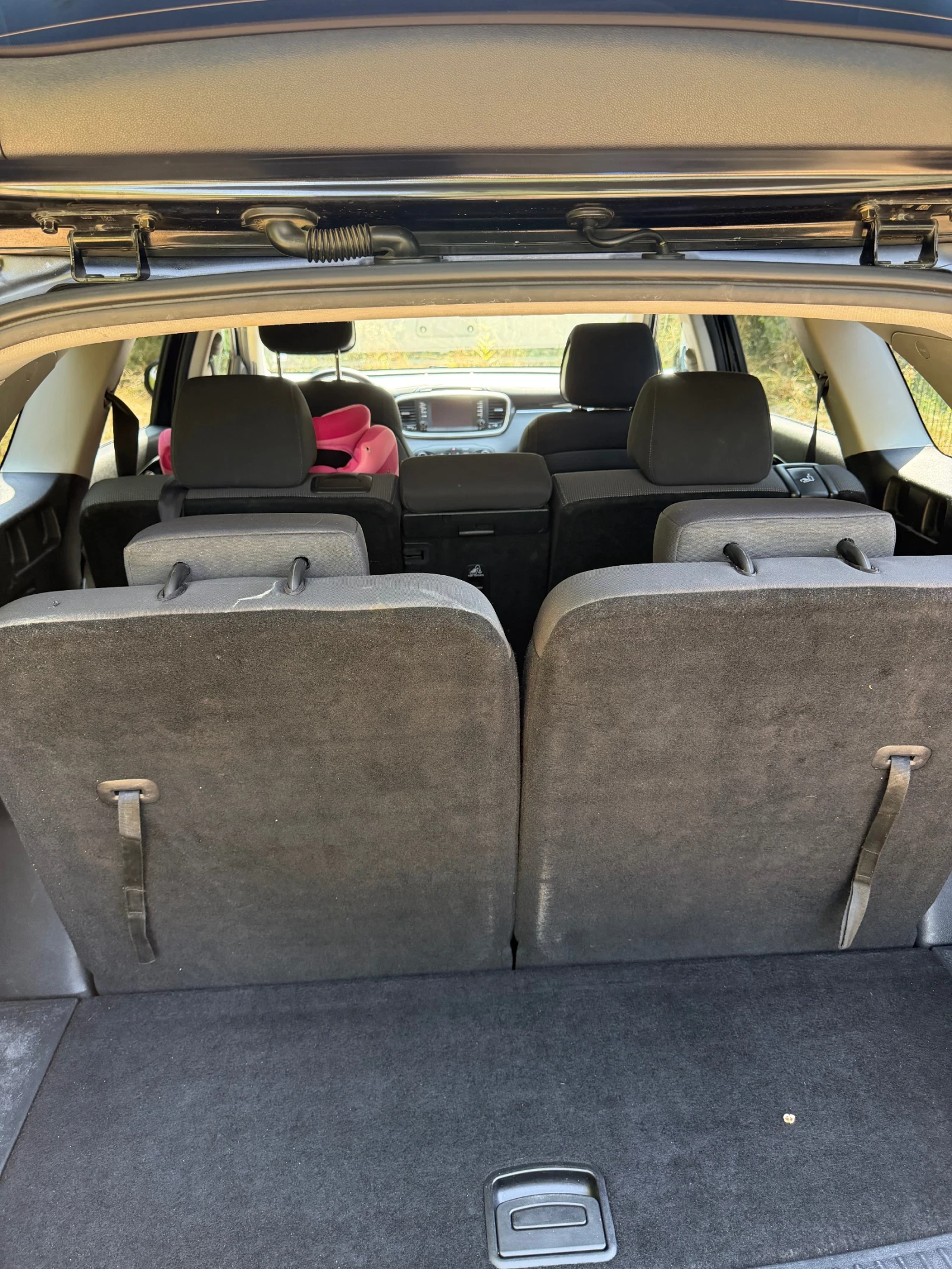 Kia Sorento 2.2 Diesel 4x4 6+ 1, снимка 15 - Автомобили и джипове - 55922029