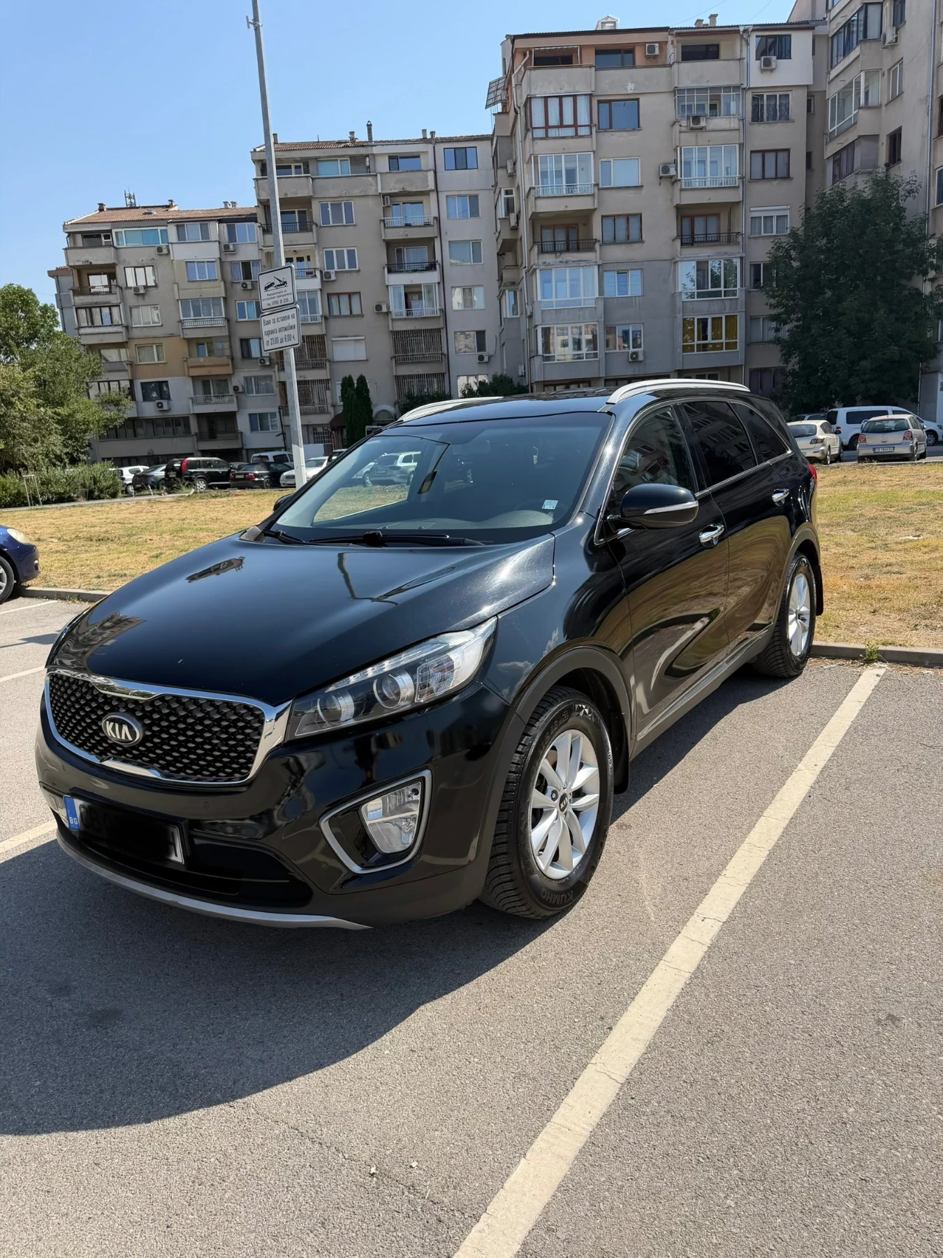 Kia Sorento 2.2 Diesel 4x4 6+ 1, снимка 2 - Автомобили и джипове - 55922029