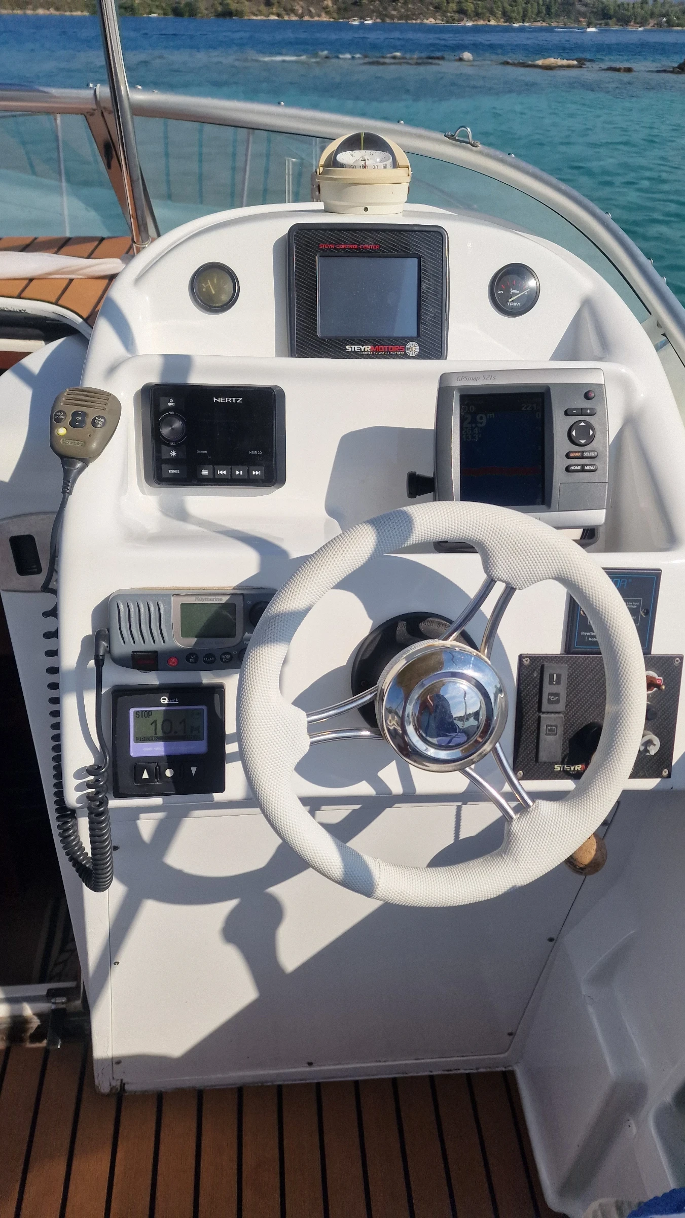 ������� ���� Bayliner 25 | Mobile.bg � ����������� 8