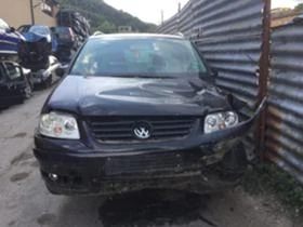 VW Touran 1.9/2.0 TDI DSG, снимка 2